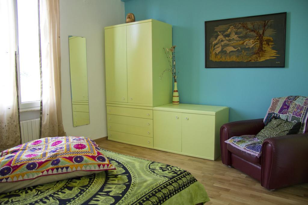 Laxmi Guesthouse B&B Genova Szoba fotó